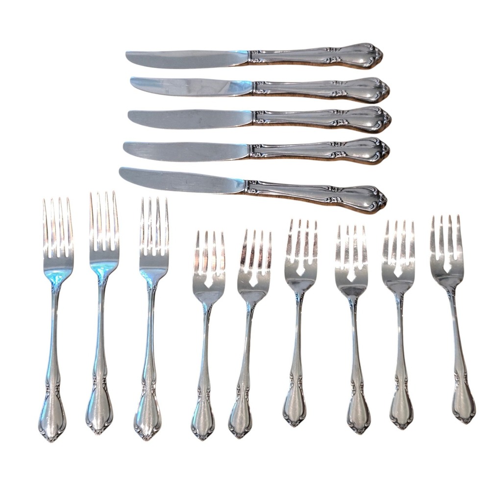 Oneida Chateau Flatware Set 14pc Silver Stainless Dinner Salad Forks Knives